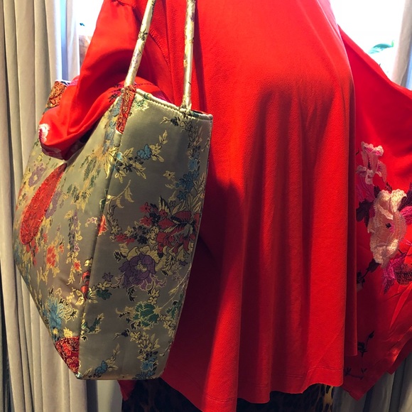 Authentic Vintage Asian Silk XL Tote Bag - Picture 4 of 8